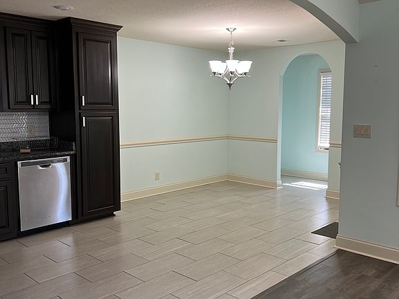 3rd image of 108 Tahoe Ln