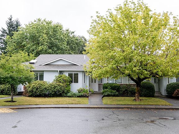 3rd image of 595 Evergreen Rd #13