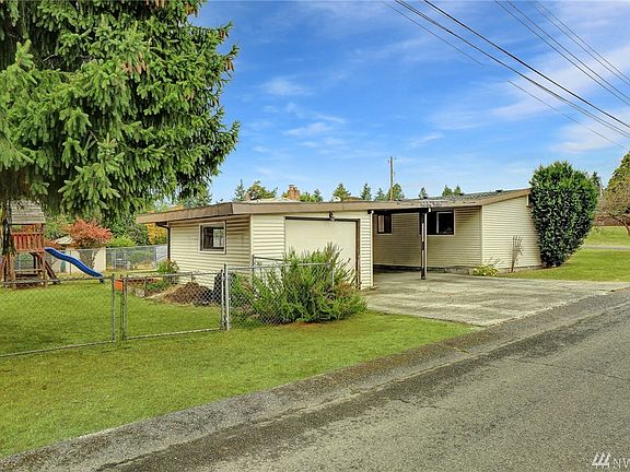 3rd image of 909 S 138th St