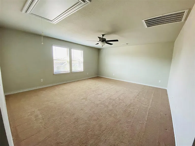 708 Aliso Trl — Photo 9