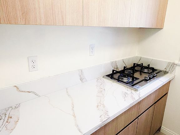 5th image of 3530 E California Blvd