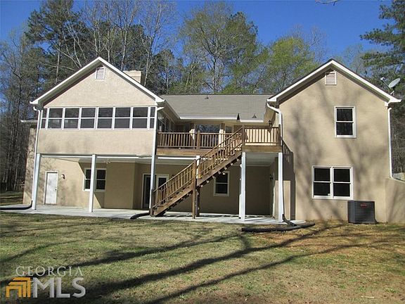 2nd image of 1434 Moore Rd