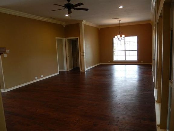 4th image of 5804 Meadowhill Dr