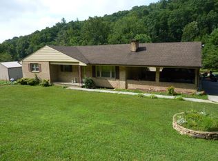 1566 Wildwood Rd, Salem, VA 24153