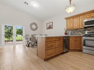 Tennessee Estates, Homestead, FL 33033