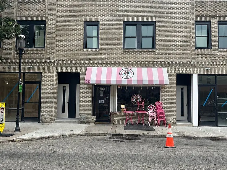 723 West Ave #3 — Photo 2