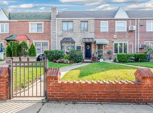 6155 78th St, Middle Village, NY 11379