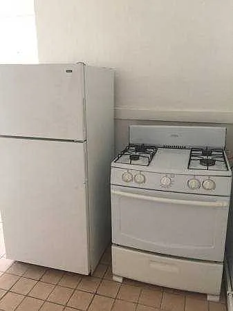 3 bed, $3,300 — Photo 4