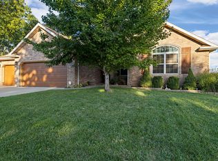 3320 N Golden Ave, Springfield, MO 65803