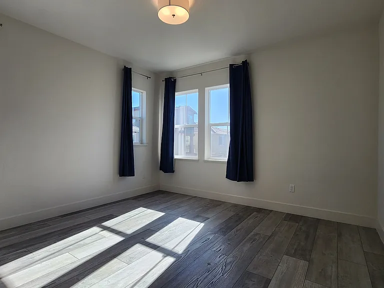 1512 Umbria Ct — Photo 11