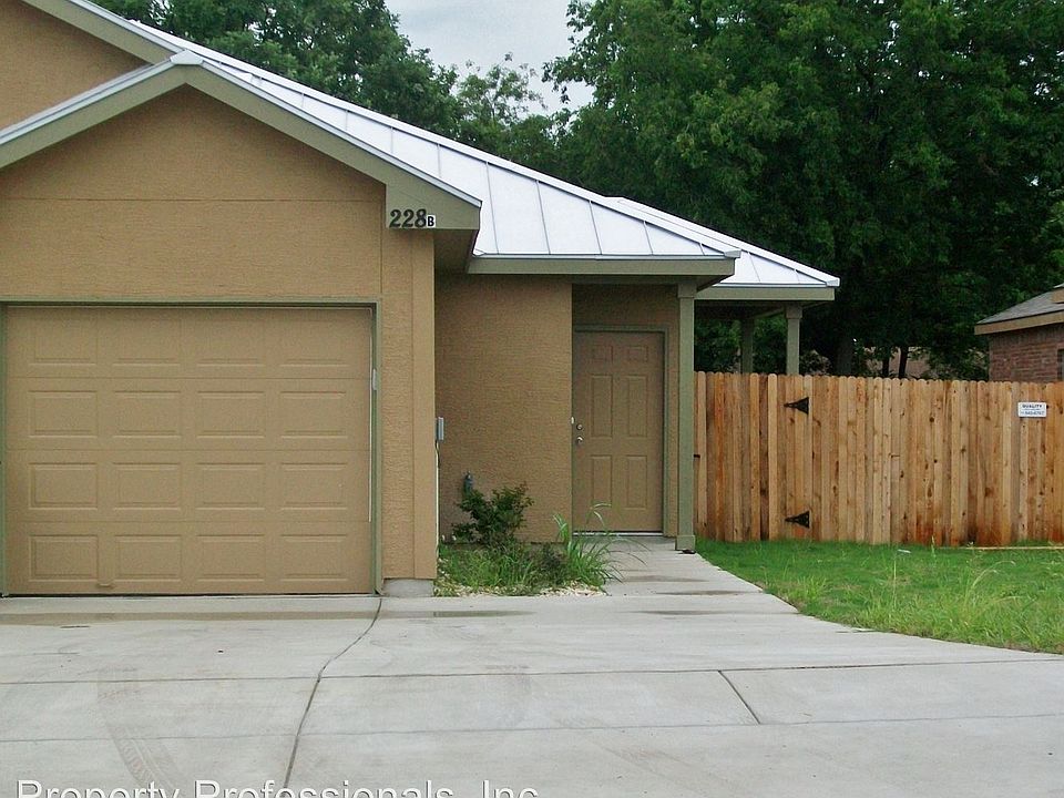 1st image of 228-B Anne Louise Dr