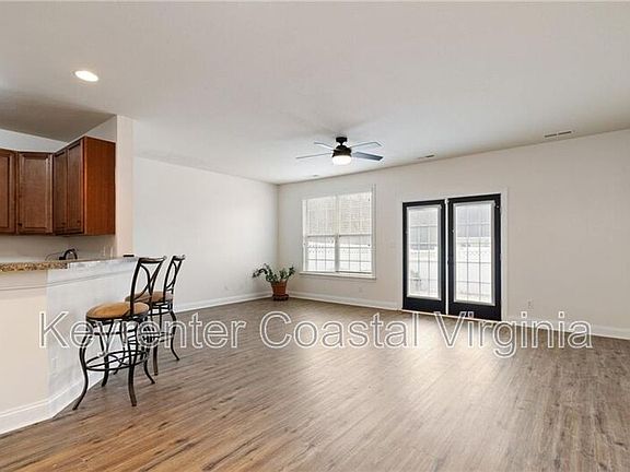 5th image of 112 Mount Vernon Ct