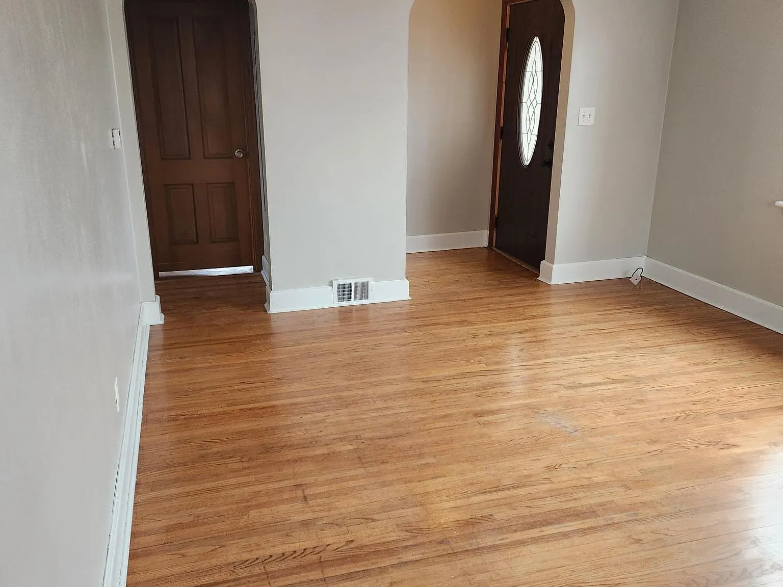 3 bed, 1200 sqft, $1,795 — Photo 3