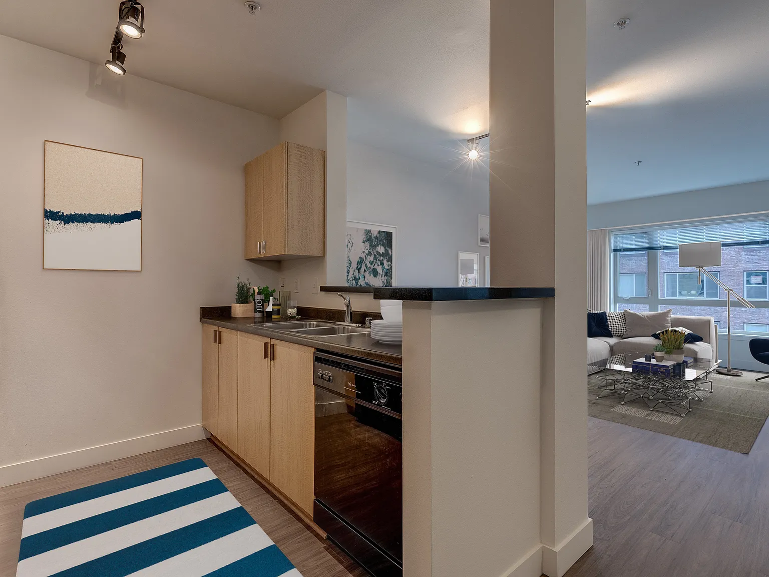 The Shelby Apartments — Photo 2