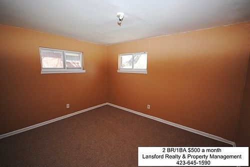 5th image of 1008B N Hawthorne St