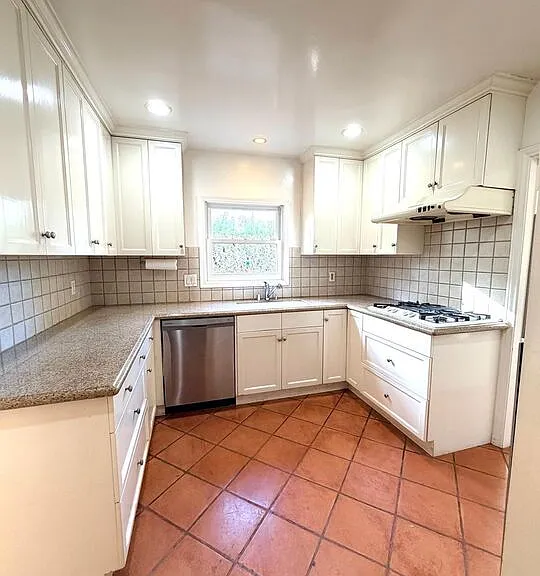2342 Selby Ave — Photo 14