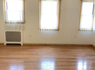 19645 45th Ave, Flushing, NY 11358