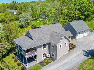 488 Gondola Point Rd, Quispamsis, NB E2E 1E4
