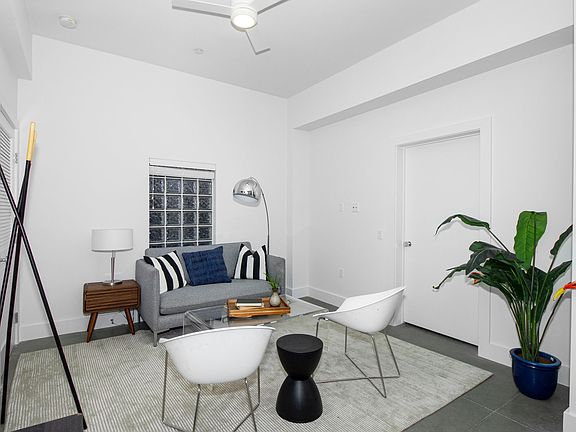2nd image of 65 Buena Vista Ave E #202