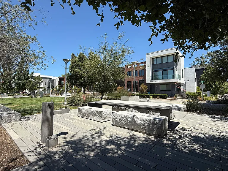 435 Garden St — Photo 35