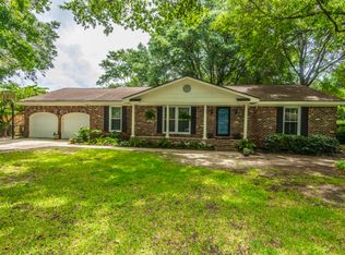 1013 Yeamans Hall Rd, Hanahan, SC 29410