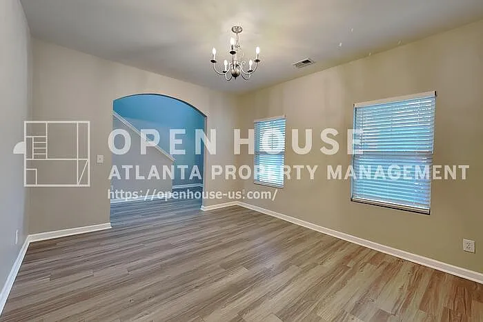 119 Spring Forrest Ln — Photo 7