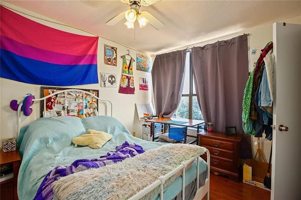 2409 Leon St Apt 101 — Photo 3
