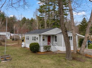 70 White Pine Dr, Hollis, NH 03049