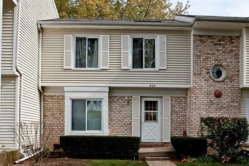 1st image of 459 Yorkshire Sq #459