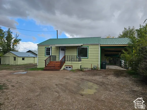 496 E Main St, Wellington, UT 84542