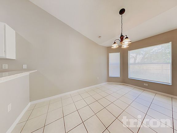 4th image of 1193 Sanger Ave