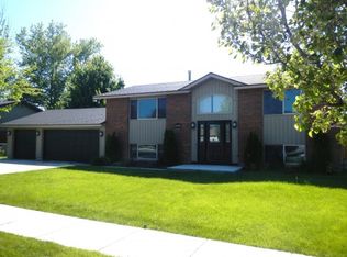 1643 N 2850 W, Clinton, UT 84015