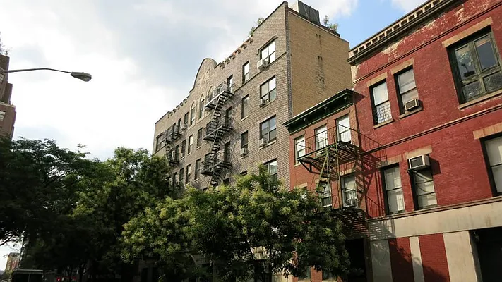 Rented by FirstService Realty (legacy) | media 22