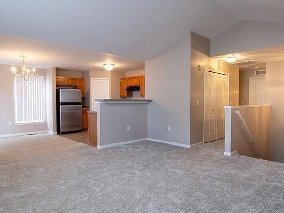 5th image of 4054 Norwich Dr