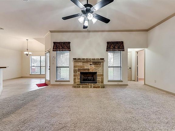 2nd image of 531 N Bois D Arc St