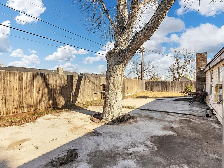 3524 W Shandon Ave — Photo 28