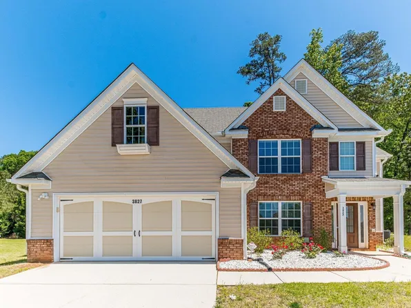 3827 Valley Bluff Ln, Snellville, GA 30039