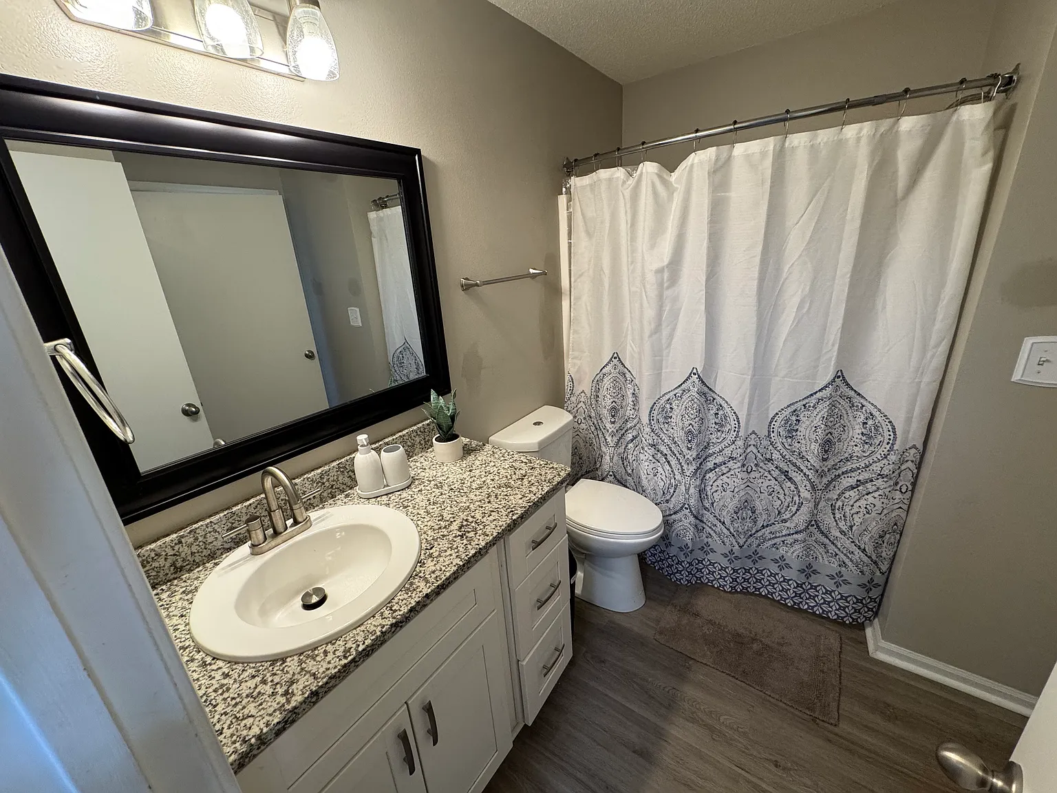 180 W Dublin Dr — photo 12