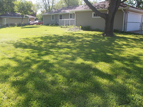 3rd image of 6816 68th Ave N