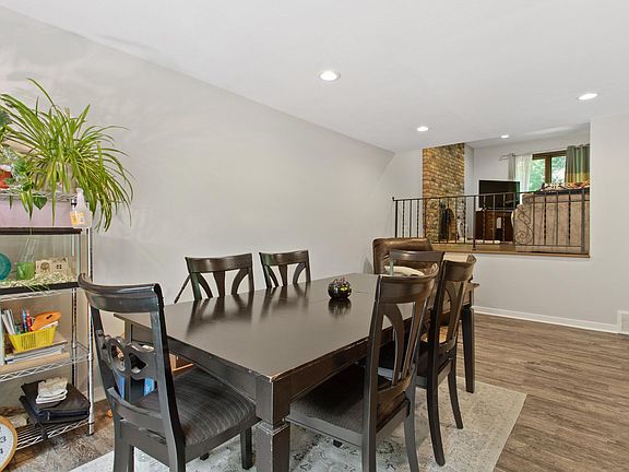 5th image of 58 Walden St