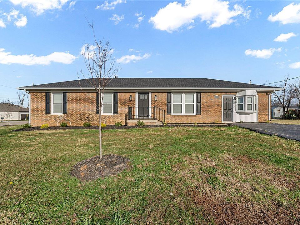1st image of 125 Whispering Hills Blvd