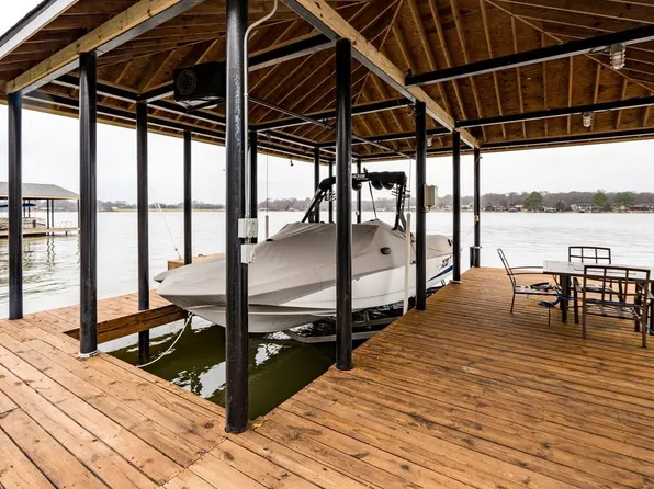 11186 Lakeside Ln, Mabank, TX 75156