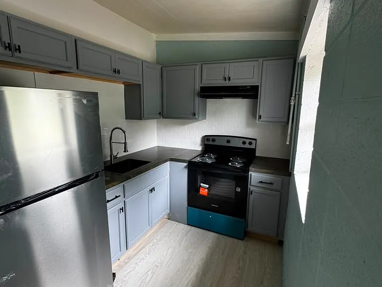 115 Norris Ct — Photo 3