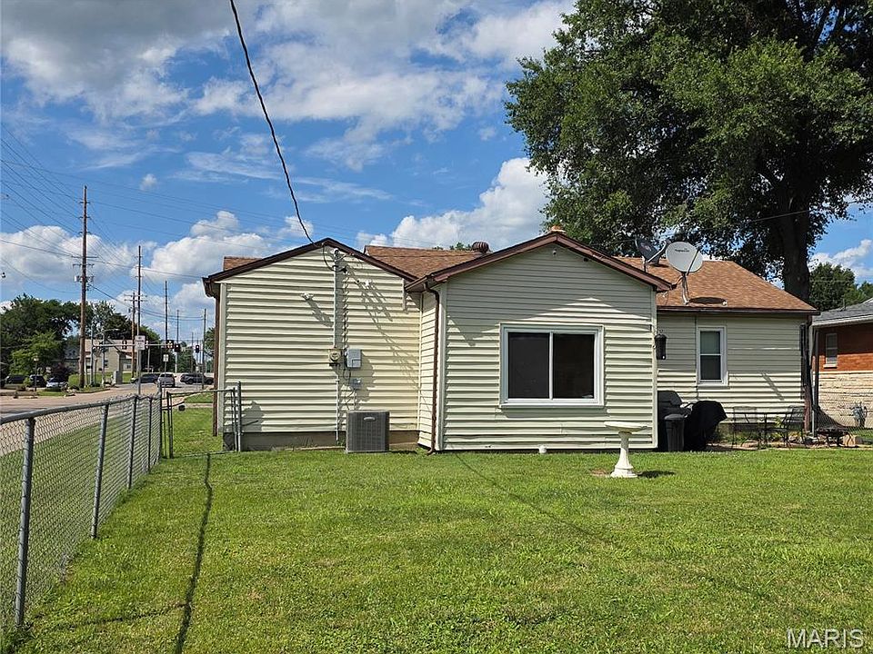 1st image of 2021 Lacey St