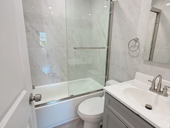 4th image of 86 07/09 89th Ave #2