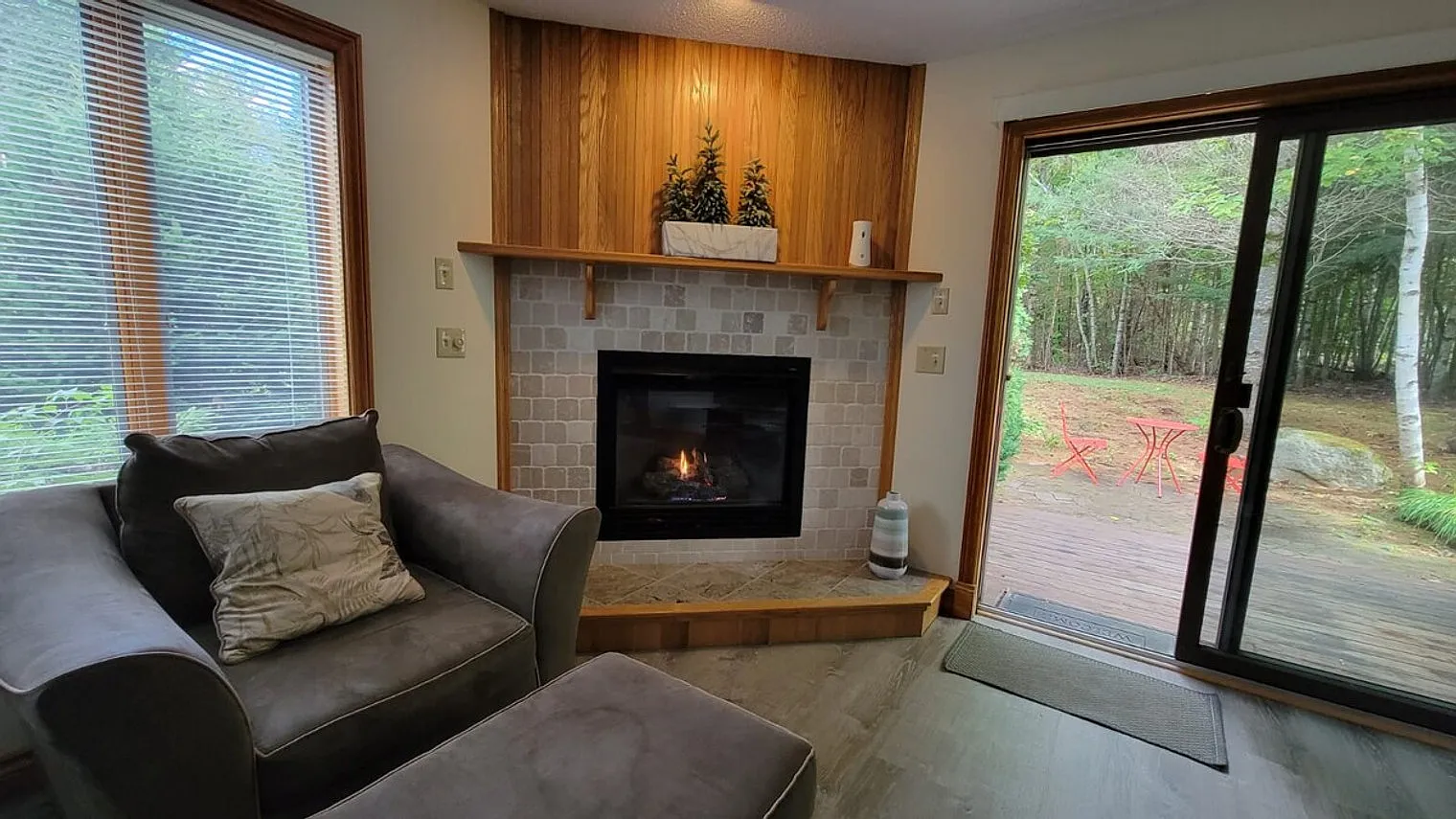 8 bed, 5.5 bath, $22,677 — Photo 4