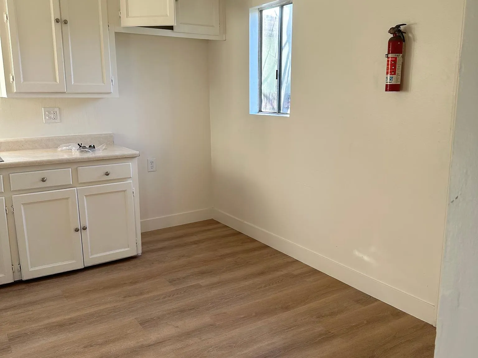 2 bed, 700 sqft, $1,800 — Photo 4