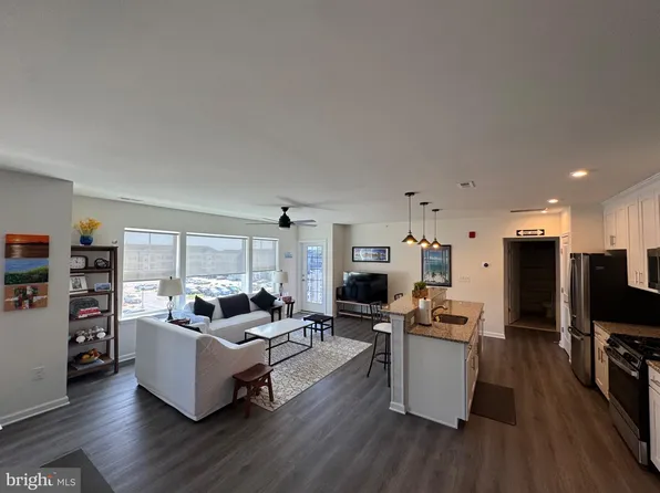 24238 Zinfandel Ln #402, Lewes, DE 19958