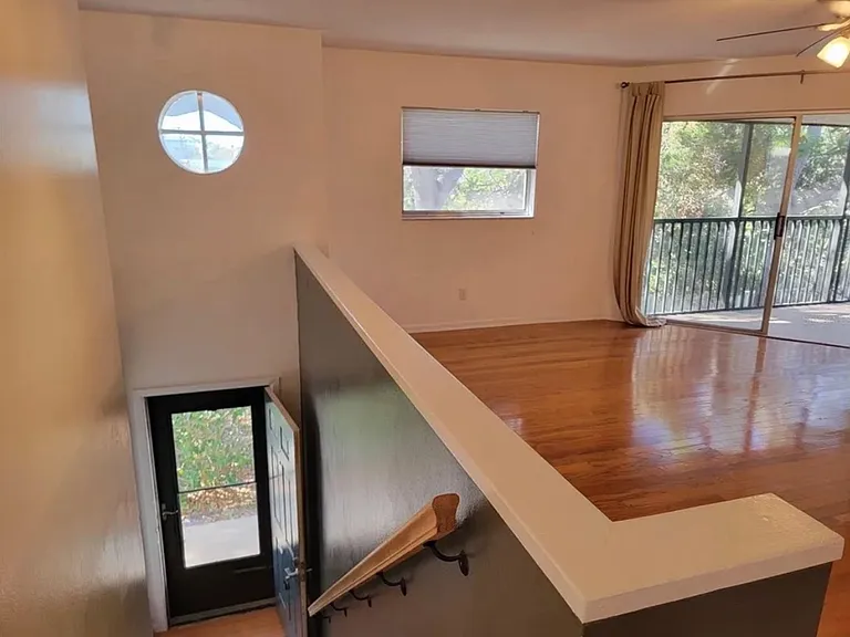 476 Santa Cruz Pl NE #F — Photo 6