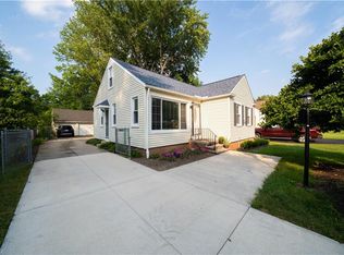 24316 Maple Ridge Rd, North Olmsted, OH 44070